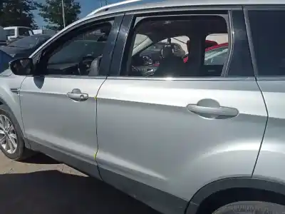 Здавання транспортного засобу ford kuga (cbs) trend року 2015 потужний xrma