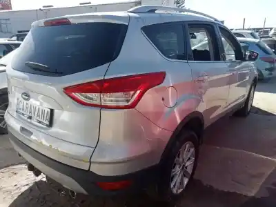 Здавання транспортного засобу ford kuga (cbs) trend року 2015 потужний xrma