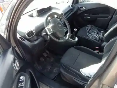 Veicolo di demolizione citroen c3 picasso sx dell'anno 2009 alimentato 9hx