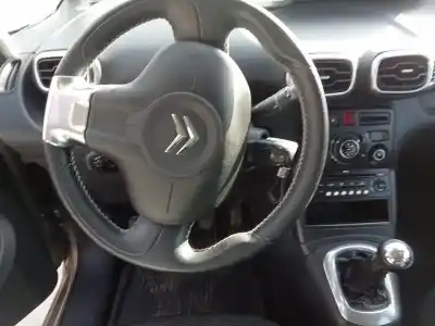 Veicolo di demolizione citroen c3 picasso sx dell'anno 2009 alimentato 9hx
