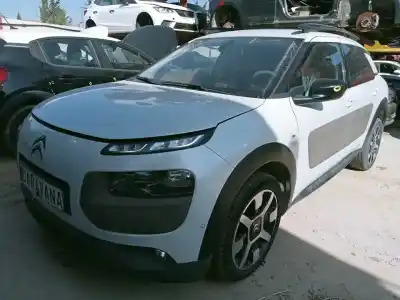 Veículo de Sucata citroen c4 cactus shine do ano 2014 alimentado 9h06