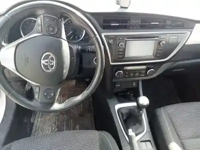 Scrapping Vehicle toyota auris active of the year 2014 powered 1zrfae