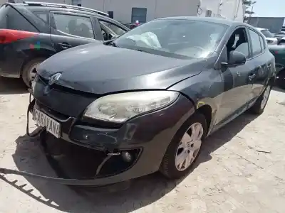 Здавання транспортного засобу RENAULT MEGANE III BERLINA 5 P  року 2001 потужний K9KA6