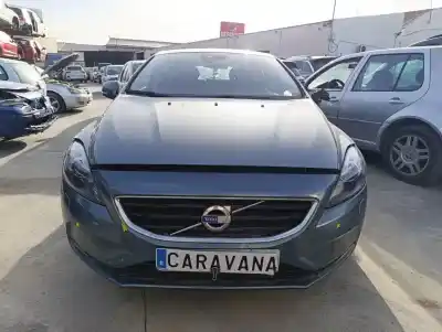 Hurda Aracı VOLVO V40  Yılın 2001 güçlü 
