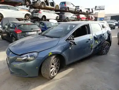 Scrapping Vehicle volvo v40 basis of the year 2013 powered d4162t