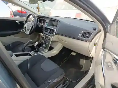 Scrapping Vehicle volvo v40 basis of the year 2013 powered d4162t