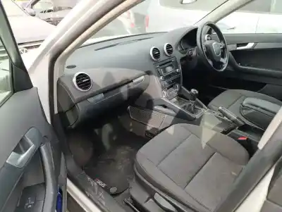 Veículo de Sucata audi a3 (8p) 1.6 tdi ambiente do ano 2011 alimentado cay