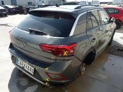 Veicolo di demolizione VOLKSWAGEN T-ROC (D11)  dell'anno 2024 alimentato DTTC