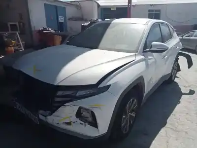 Veicolo di demolizione HYUNDAI TUCSON (NX)  dell'anno 2021 alimentato G4FP