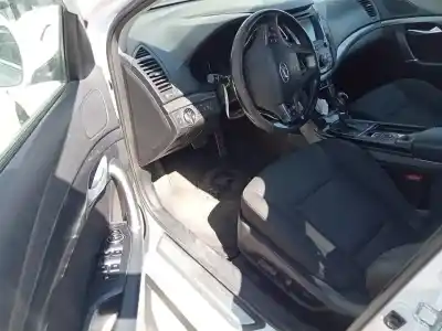 Veículo de Sucata HYUNDAI I40  do ano 2015 alimentado D4FD