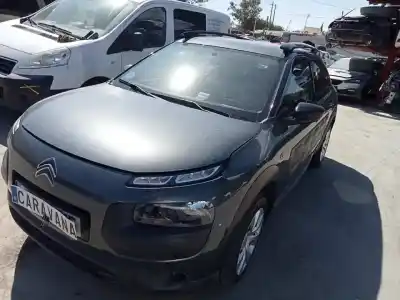 Здавання транспортного засобу citroen c4 cactus van (0b_, 0p_) puretech 82 року 2017 потужний hm01