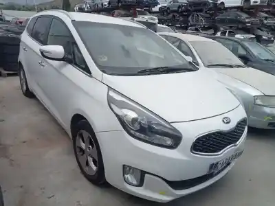 Здавання транспортного засобу kia carens iv 1.7 crdi року 2014 потужний d4fd
