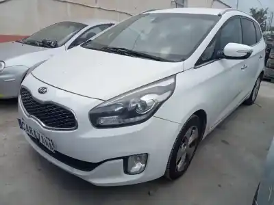 Здавання транспортного засобу kia carens iv 1.7 crdi року 2014 потужний d4fd