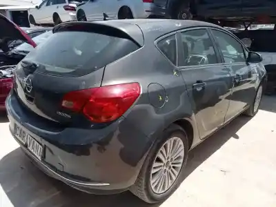Veículo de Sucata opel astra j lim. excellence do ano 2014 alimentado b16dtl lvm