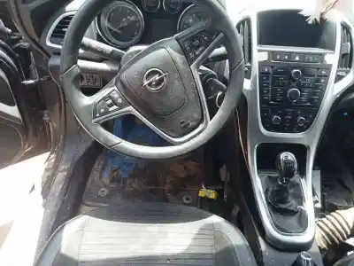 Veículo de Sucata opel astra j lim. excellence do ano 2014 alimentado b16dtl lvm