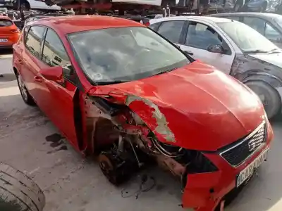 Здавання транспортного засобу seat leon (5f1) reference року 2013 потужний clh