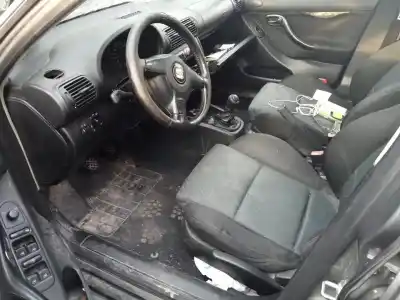 Véhicule à la ferraille seat leon (1m1) signo de l'année 2002 alimenté bcb