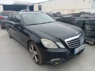 Scrapping Vehicle MERCEDES-BENZ CLASE E (W212) FAMILIAR  of the year 2009 powered OM642850