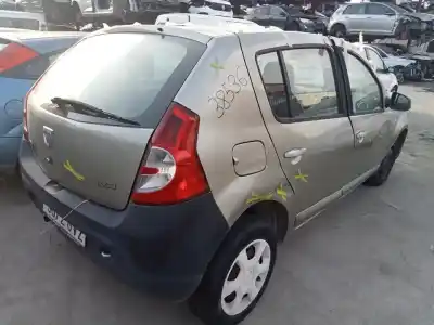 Sloopvoertuig dacia sandero laureate van het jaar 2010 aangedreven k9kb7