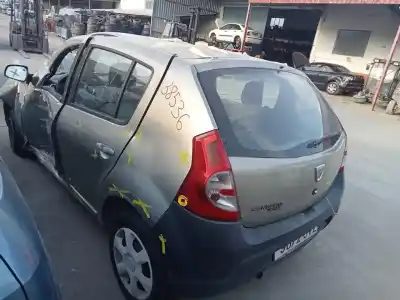 Sloopvoertuig dacia sandero laureate van het jaar 2010 aangedreven k9kb7