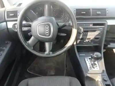 Sloopvoertuig audi a4 avant (8e) 2.0 tdi van het jaar 2005 aangedreven blb