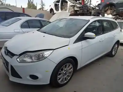Veicolo di demolizione ford focus lim. (cb8) trend dell'anno 2014 alimentato t1db