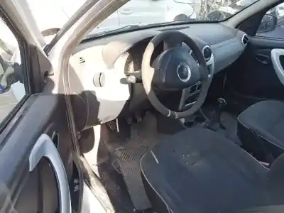 Veicolo di demolizione dacia sandero ambiance dell'anno 2012 alimentato k9k892