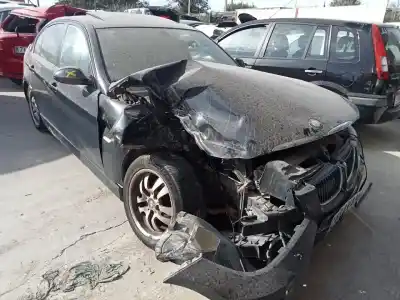 Vehicul casat BMW SERIE 3 BERLINA (E90)  al anului 2007 alimentat 204D4