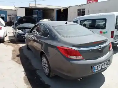 Sloopvoertuig opel insignia berlina cosmo van het jaar 2010 aangedreven a20dth