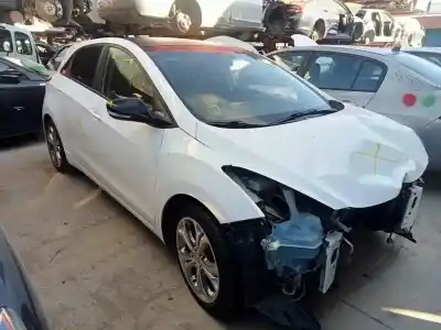 Verschrottungsfahrzeug HYUNDAI I30 (GD)  des Jahres 2013 angetrieben D4FB