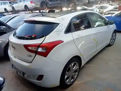 Verschrottungsfahrzeug hyundai i30 (gd) style des jahres 2013 angetrieben d4fb