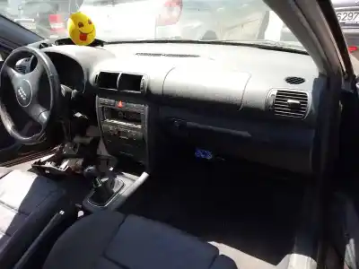 Véhicule à la ferraille audi a3 (8l) 1.9 tdi de l'année 2002 alimenté atd