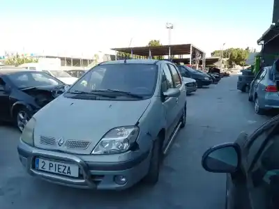 Scrapping Vehicle renault megane i scenic (ja0) f9q734 of the year 0 powered f9q734