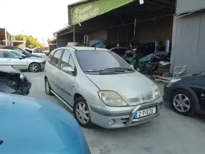 Scrapping Vehicle renault megane i scenic (ja0) f9q734 of the year 0 powered f9q734