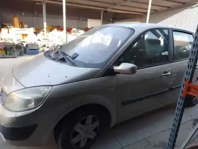 Scrapping Vehicle renault scenic ii (jm) k9kp732 of the year 0 powered k9kp732