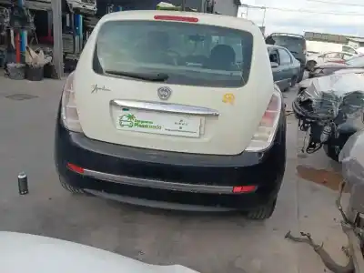Здавання транспортного засобу lancia ypsilon (101) 199a3000 року 0 потужний 199a3000