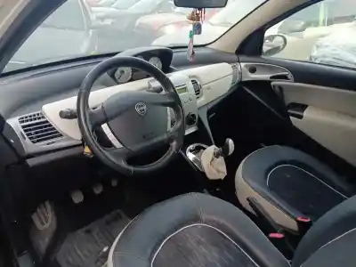 Здавання транспортного засобу lancia ypsilon (101) 199a3000 року 0 потужний 199a3000