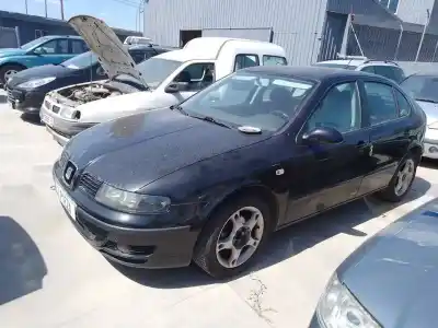 Здавання транспортного засобу seat leon (1m1) 1.6 16 v року 0 потужний bcb