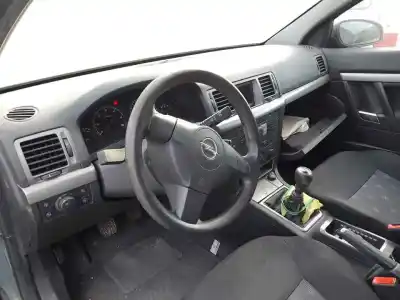 Veículo de Sucata opel vectra c (z02) 1.9 cdti (f69) do ano 0 alimentado z19dtl