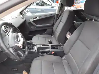 Здавання транспортного засобу audi a3 (8p1) 2.0 tdi 16v року 0 потужний cffb