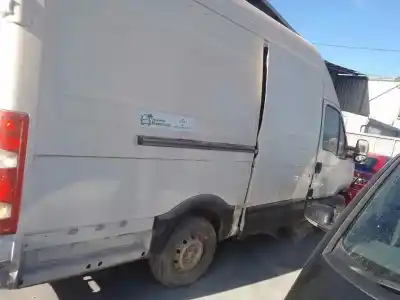 Scrapping Vehicle iveco daily camión f1ae0481e4 of the year 0 powered f1ae0481e4