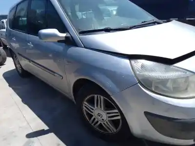 Scrapping Vehicle renault scenic ii (jm) f9q812 of the year 0 powered f9q812