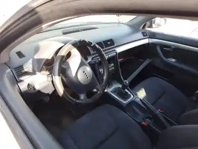 Здавання транспортного засобу audi a4 b6 (8e2) 1.9 tdi року 0 потужний awx