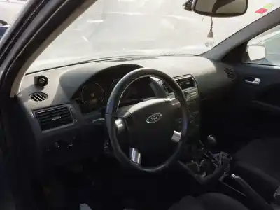 Veicolo di demolizione ford                                               mondeo berlina (ge)                                                                                                                                                                                                                                        d/fmba                                                                                                                                                                                                                                                     dell'anno 0 alimentato fmba