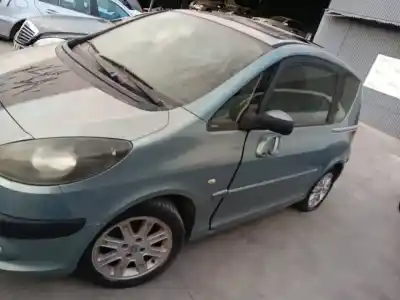 Veicolo di demolizione peugeot 1007 (km_) 1.4 hdi dell'anno 0 alimentato 8hz