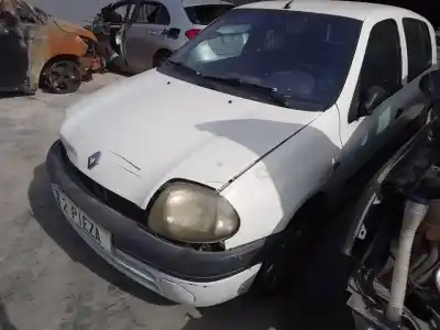 Scrapping Vehicle renault clio ii fase i (b/cb0) d7f720 of the year 0 powered d7f720