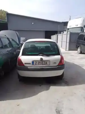 Scrapping Vehicle renault clio ii fase i (b/cb0) d7f720 of the year 0 powered d7f720