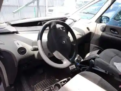 Здавання транспортного засобу renault espace iv (jk0) p9x715 року 0 потужний p9x715