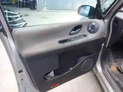 Здавання транспортного засобу renault espace iv (jk0) p9x715 року 0 потужний p9x715