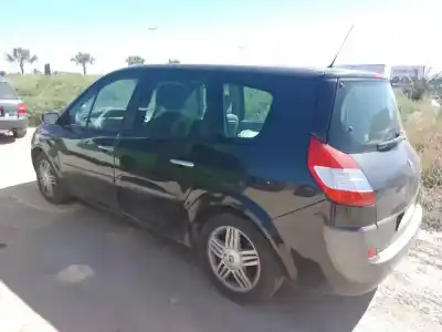 Scrapping Vehicle renault scenic ii (jm) f9q of the year 0 powered f9q (812)